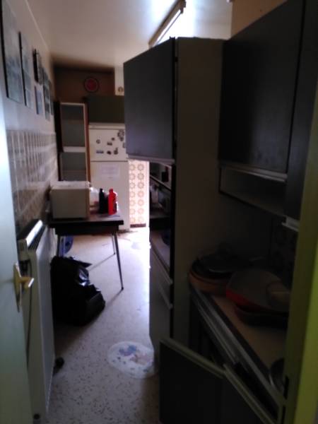 Mobilier à évacuer avant déménagement dans une villa des Alpes-Maritimes